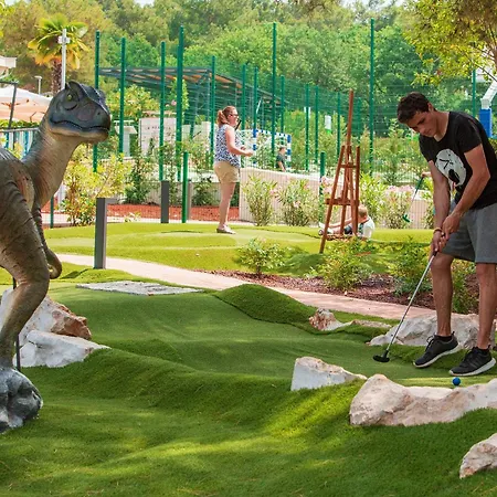 Happy Camp Mobile Homes In Valamar Lanterna Kemping *