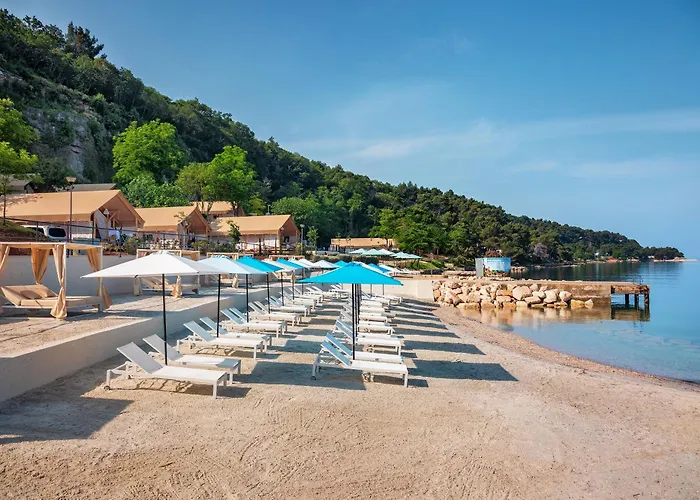 Camping Happy Camp Mobile Homes In Valamar Lanterna Poreč