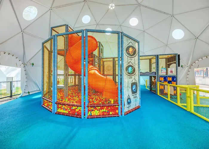 Camping Happy Camp Mobile Homes In Valamar Lanterna