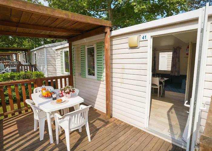Happy Camp Mobile Homes In Valamar Lanterna Porec