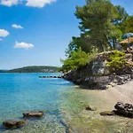 Happy Camp Mobile Homes In Valamar Lanterna *