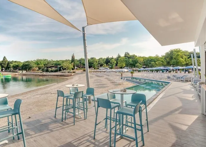 Happy Camp Mobile Homes In Valamar Lanterna Kemping *